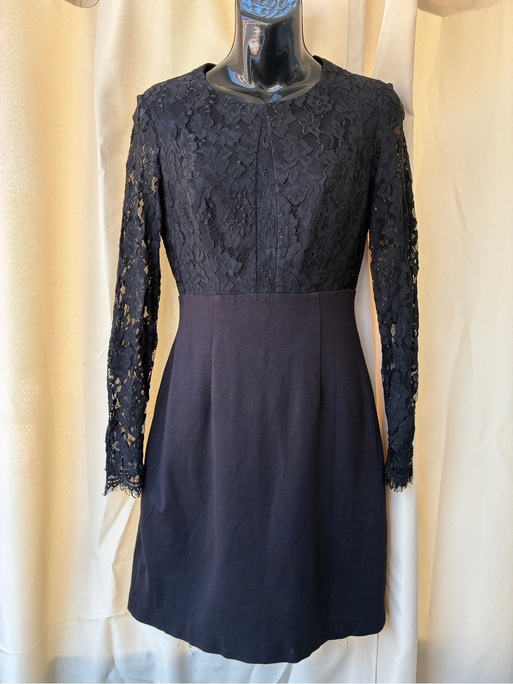 Monique Lhullier Black Lace Long Sleeve Cocktail Dress Size 2